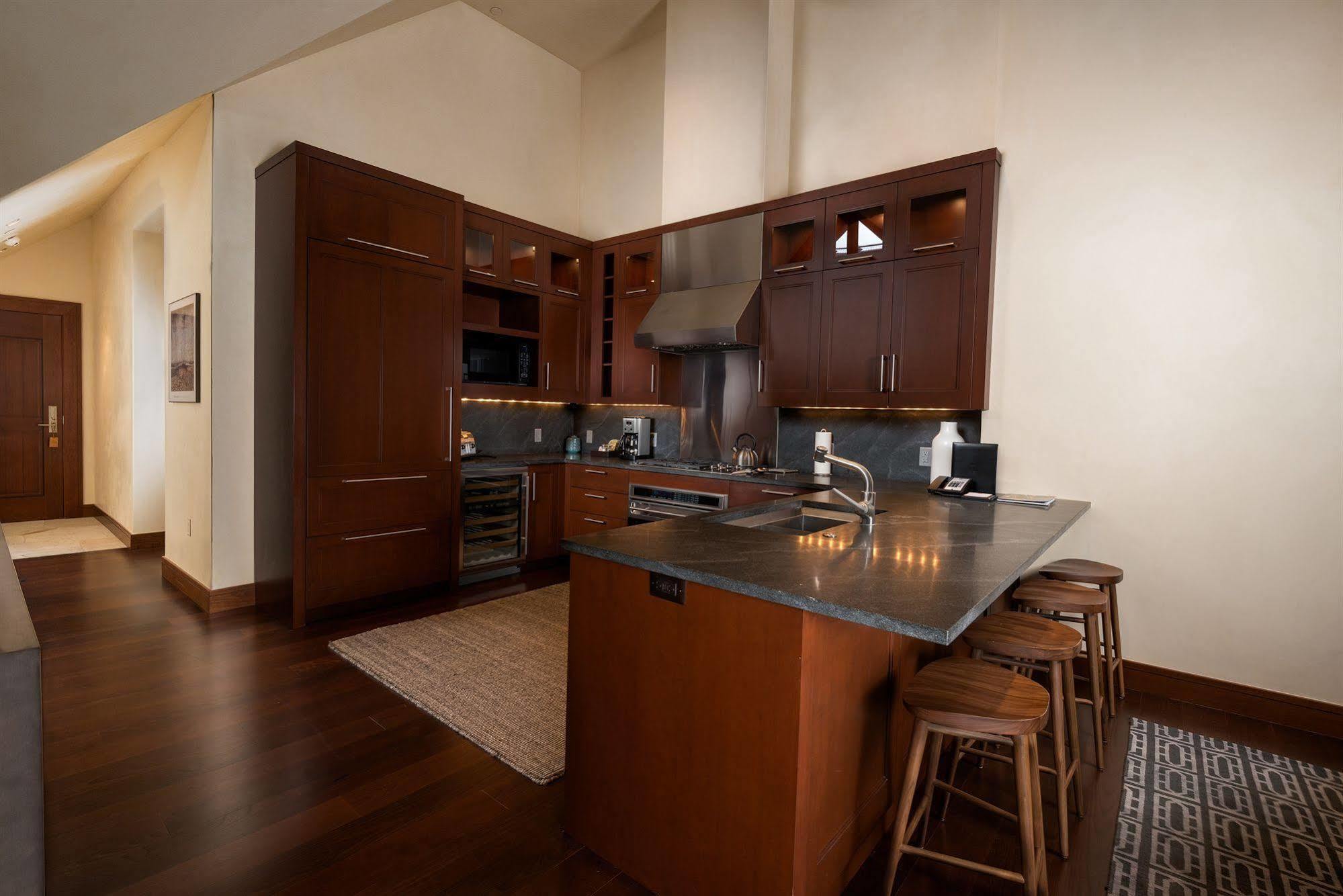 Elevation Resort Residences At Solaris Vail Exteriör bild